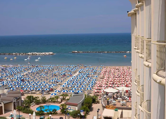 Hotell Beaurivage 4*